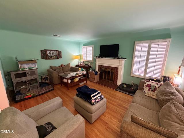 4943 Collis Avenue – photo 3