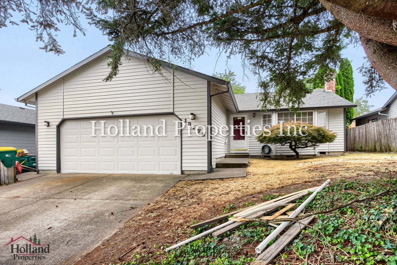 Upgraded Tigard Home with 2-Car Garage & Summerlake Park Nearby – photo 2