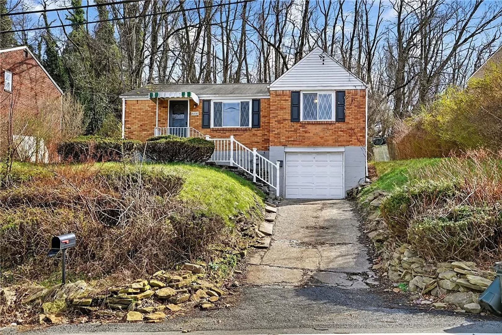 3Bd/1 Bath Home -- Available 9/1/26 – photo 1