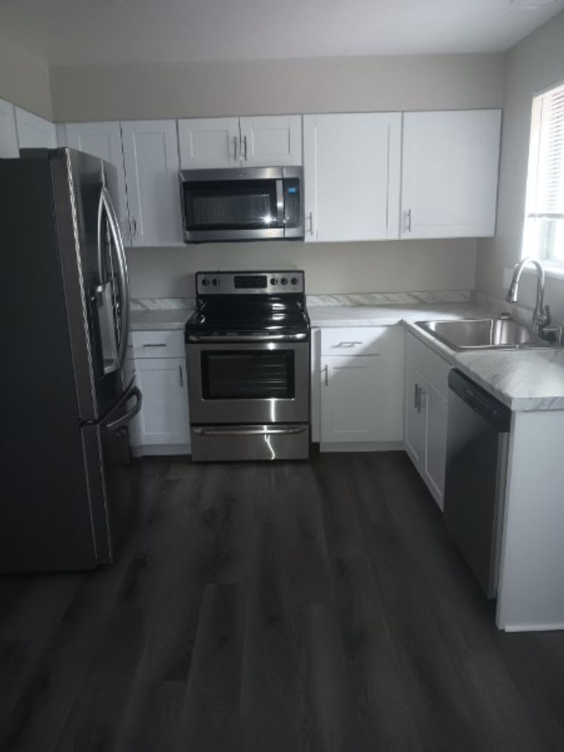 COMPLETELY NEW REMODELED 4-BDRM, 2-BATH + GARAGE IN LAKEWOOD! AVAILABLE IMMEDIATELY! – photo 2