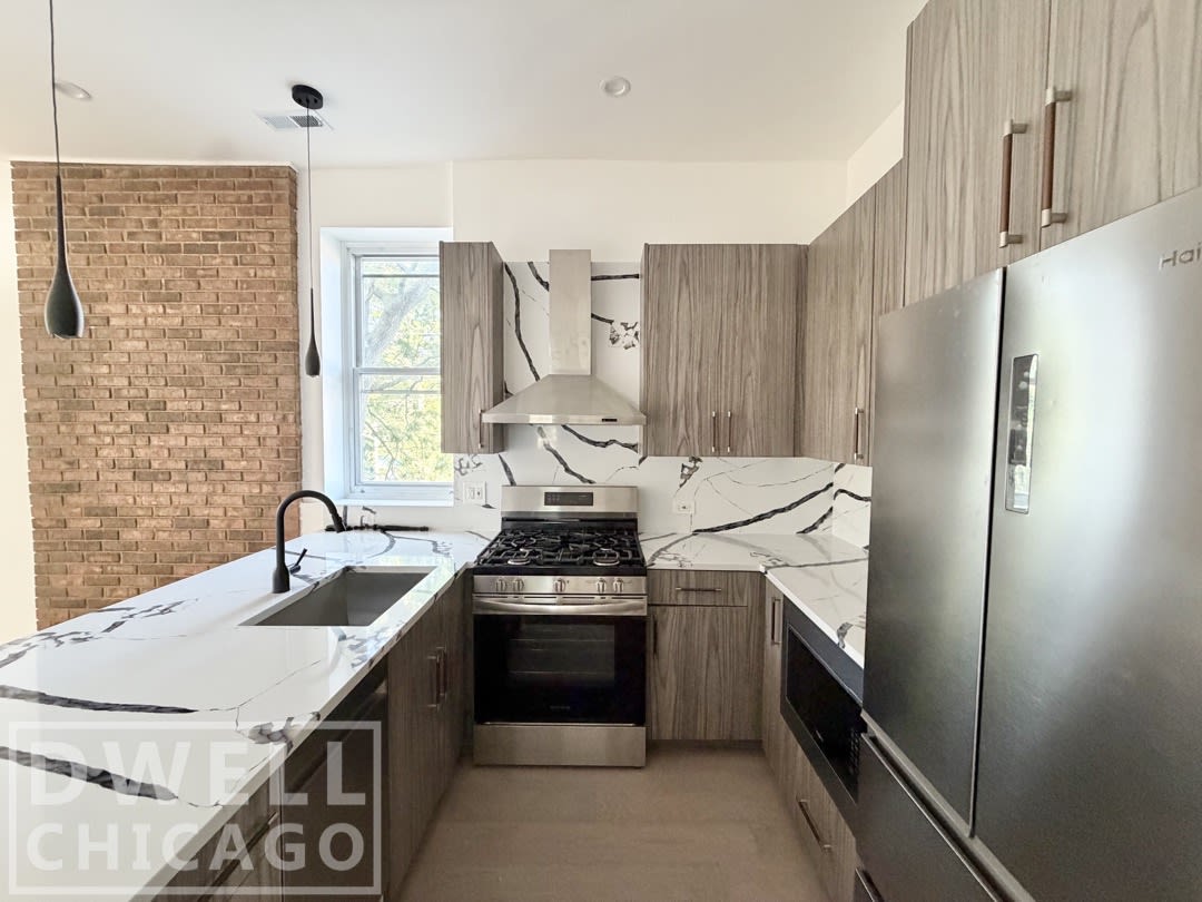 1236 W Hubbard St – photo 4