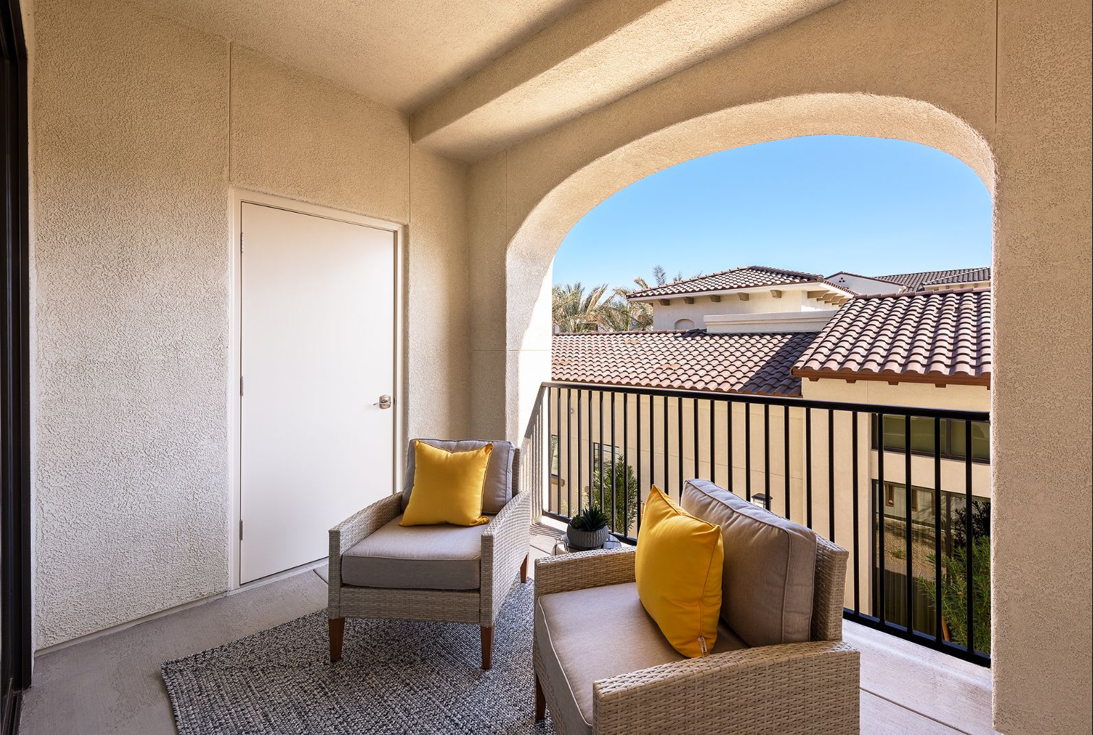 San Bellara Apartments – photo 2