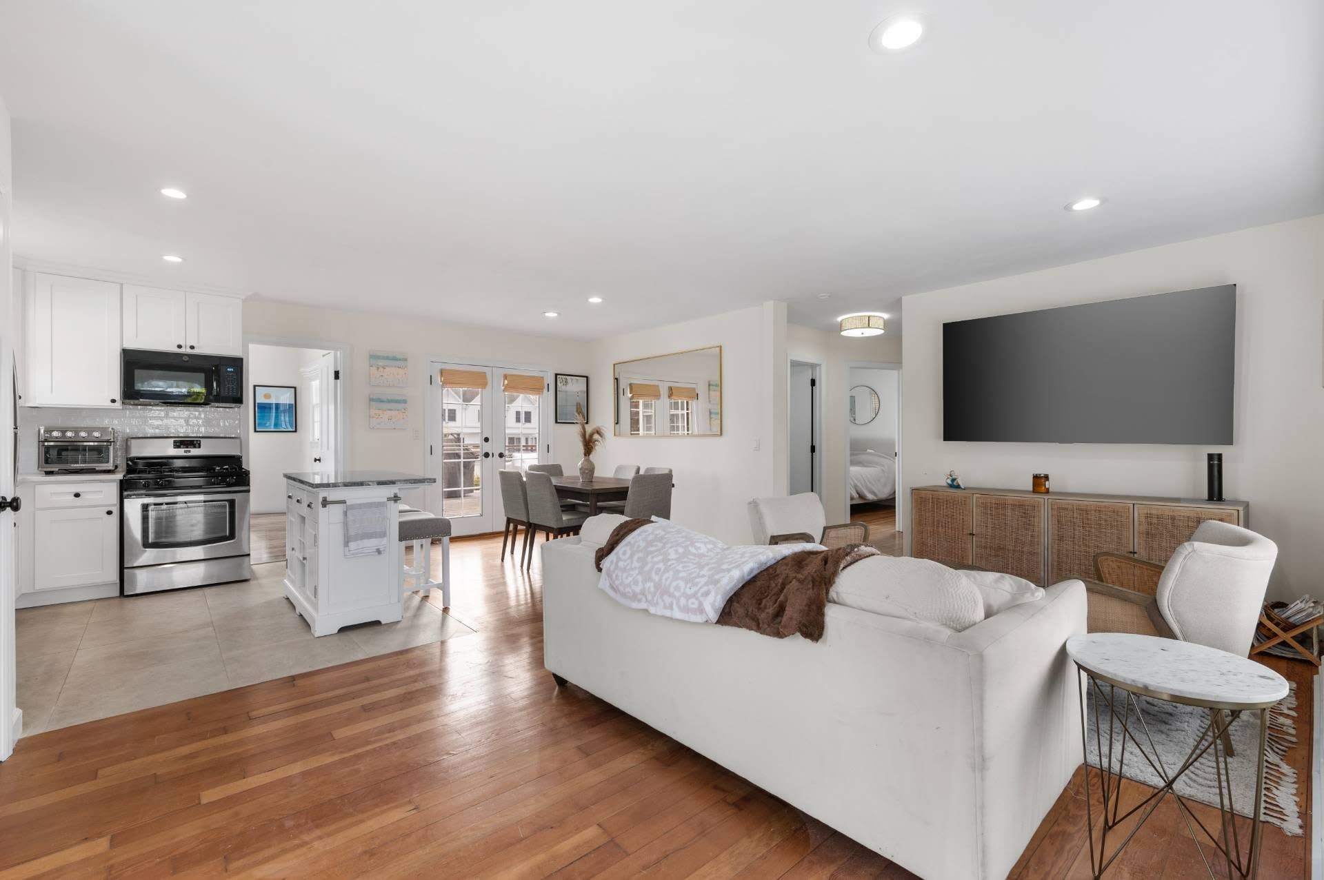 7 Whiting Road – photo 5