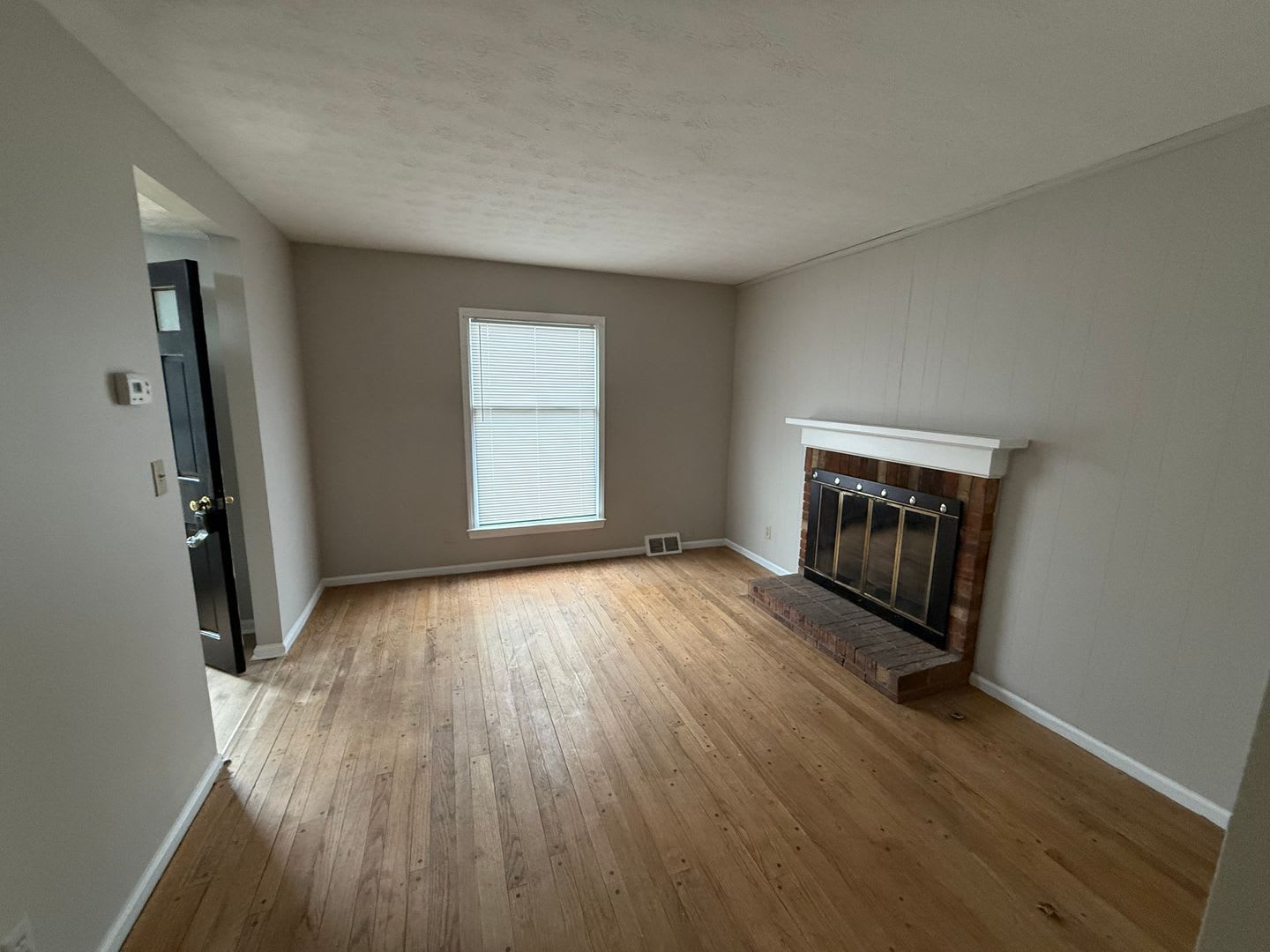East End Home – photo 4