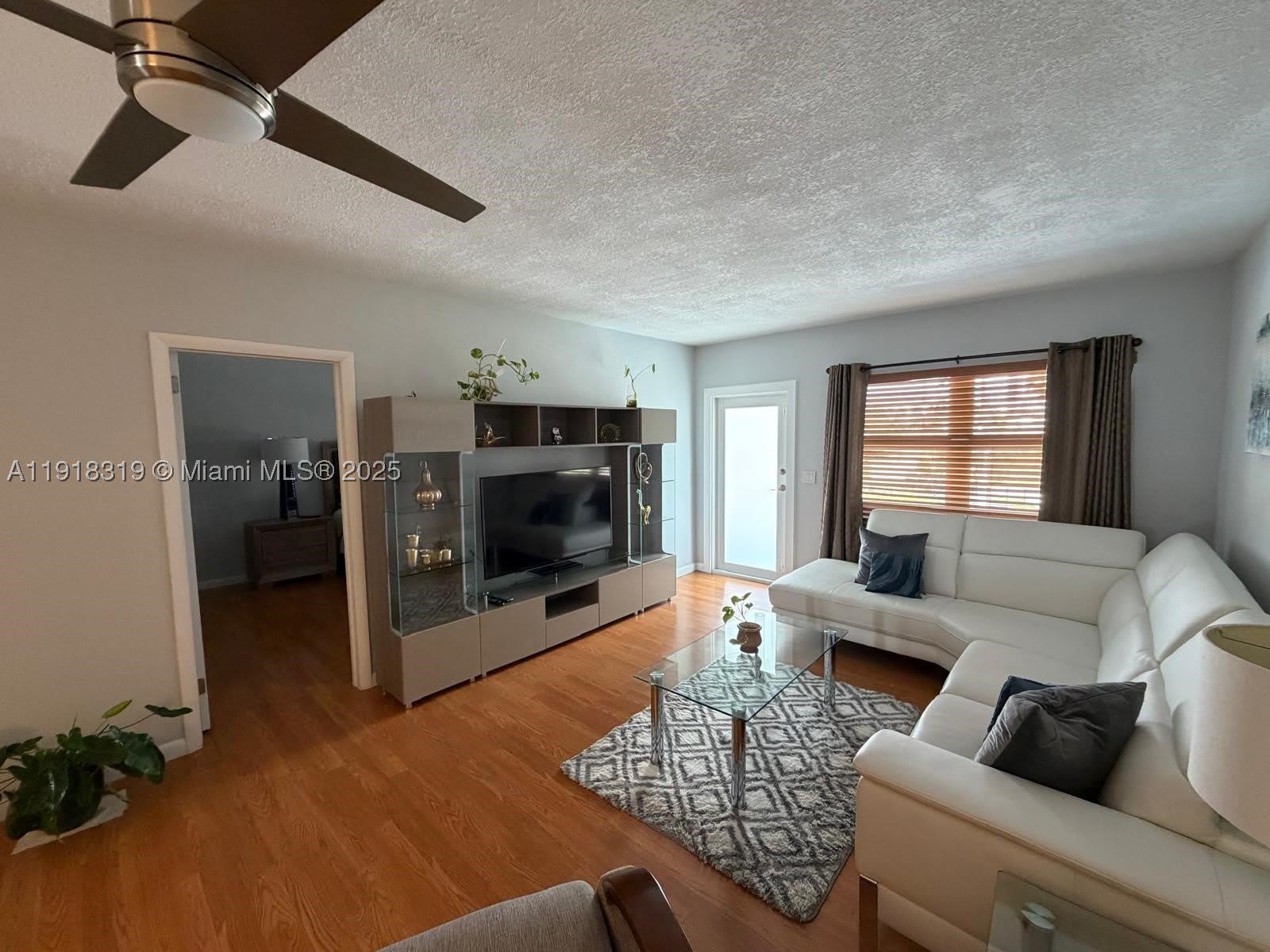 630 Layne Blvd – photo 2