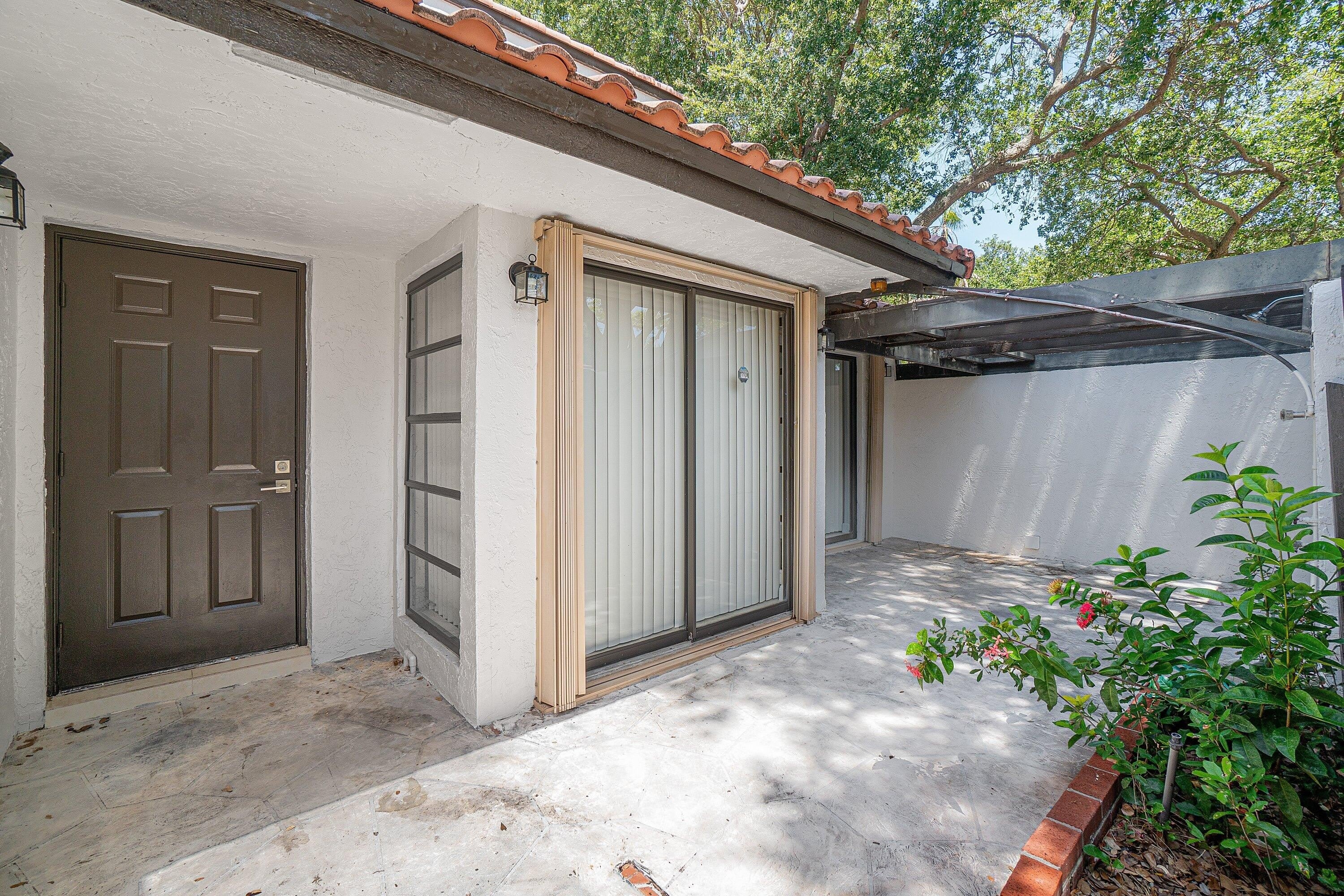 6850 Nw 2Nd Avenue – photo 3