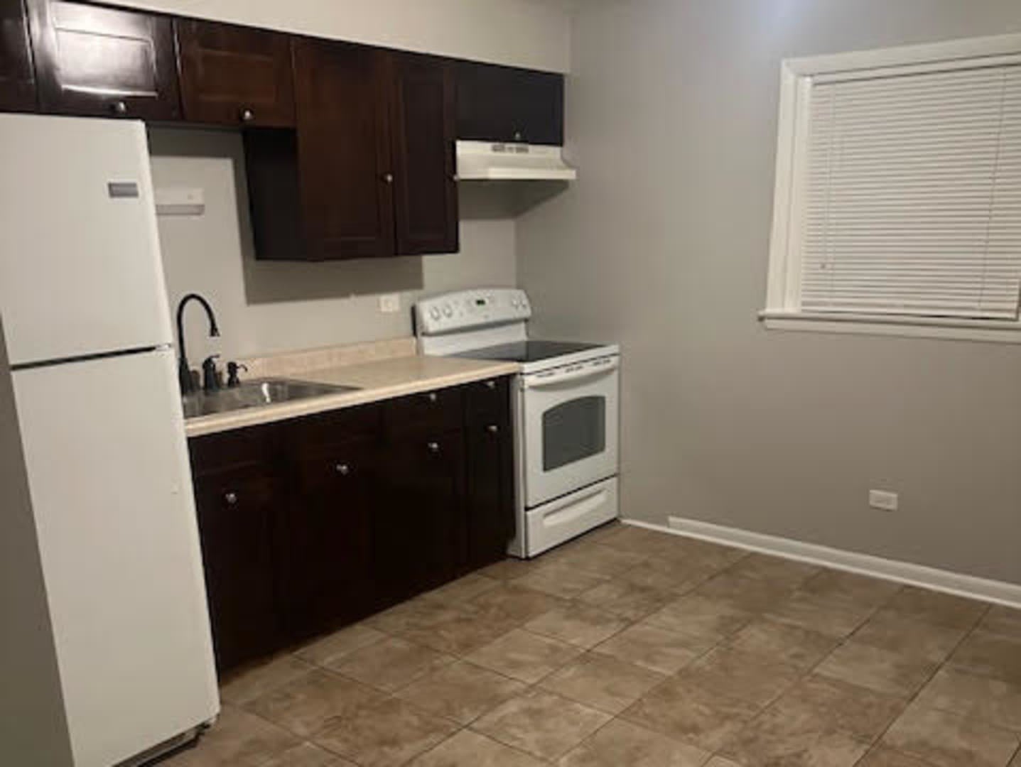 14502 Cottage Grove Avenue – photo 4