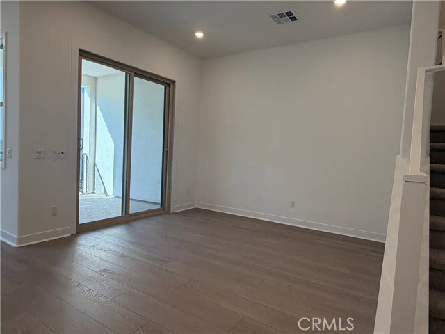 1485 Snowberry Place – photo 5