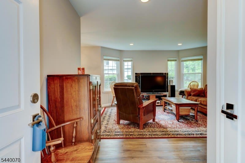 78 Wendover Court – photo 4