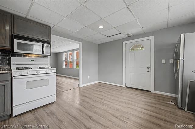 24915 Saint Paul Boulevard – photo 4
