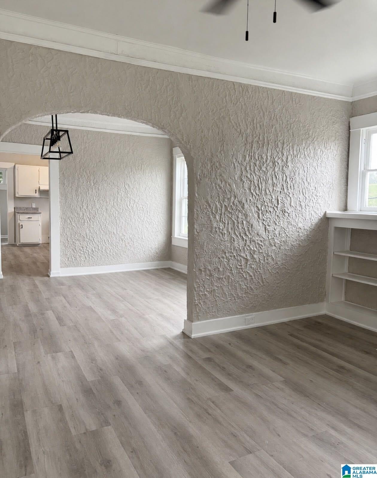 8044 5TH AVENUE – photo 2