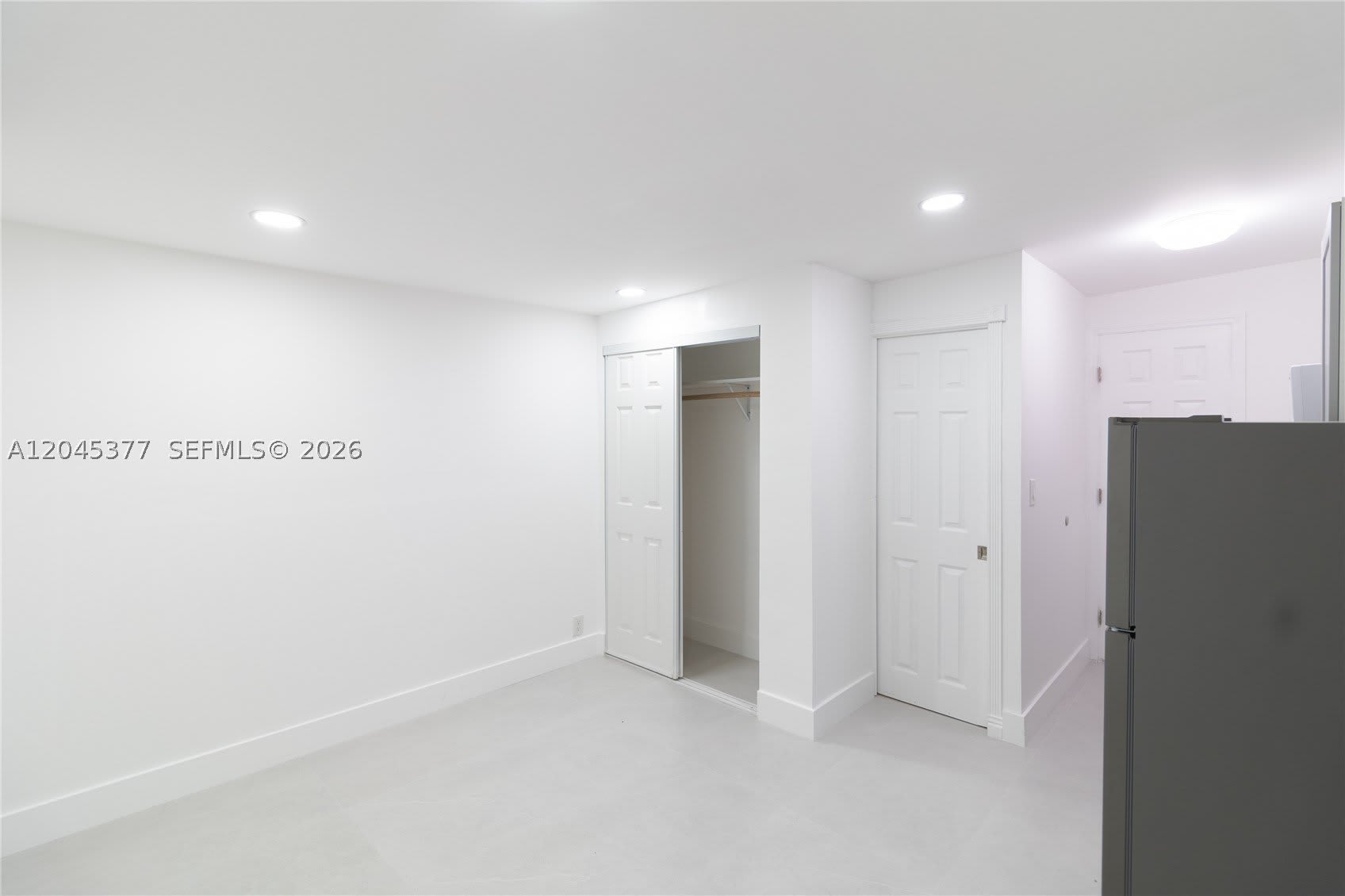 5803 Buchanan St – photo 4