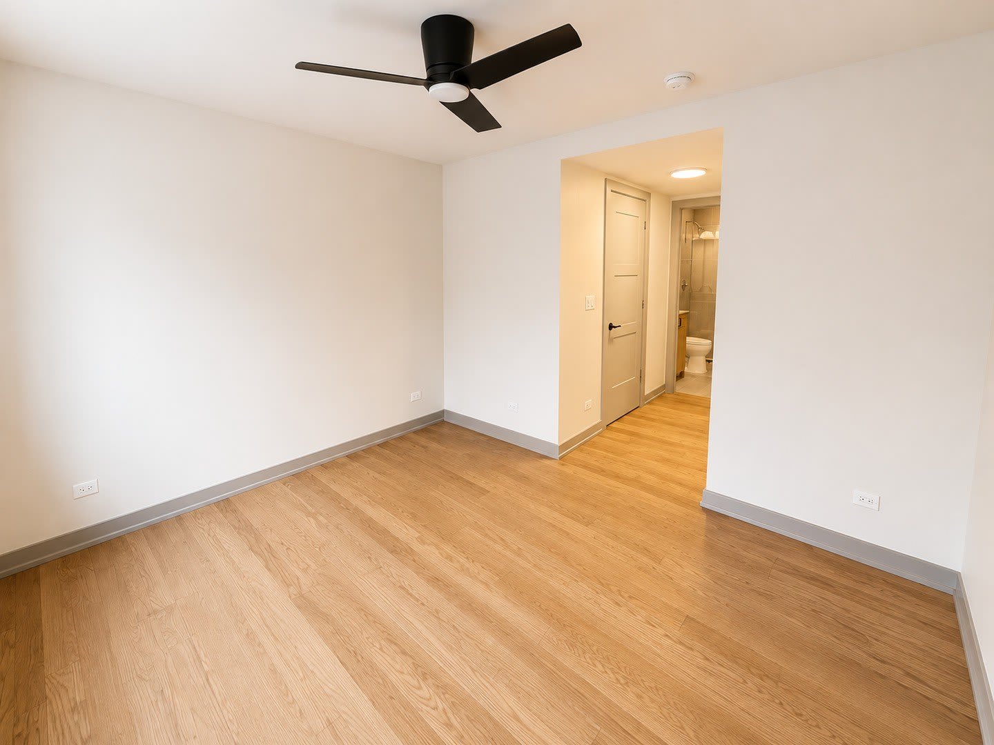 1337 W Estes Avenue – photo 4