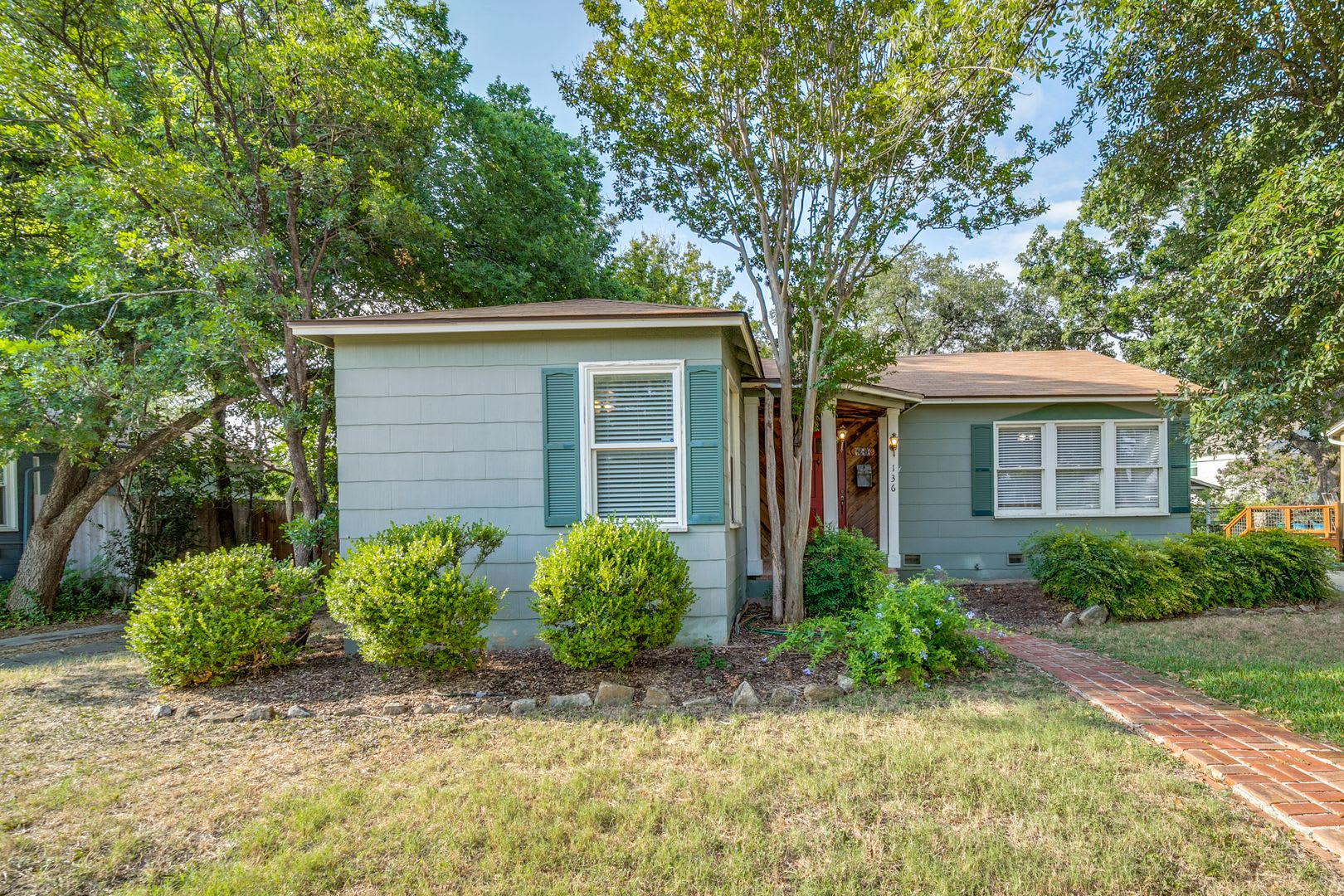 TERRELL HEIGHTS COTTAGE – photo 2
