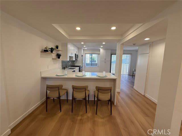 1137 North Maryland Avenue – photo 1