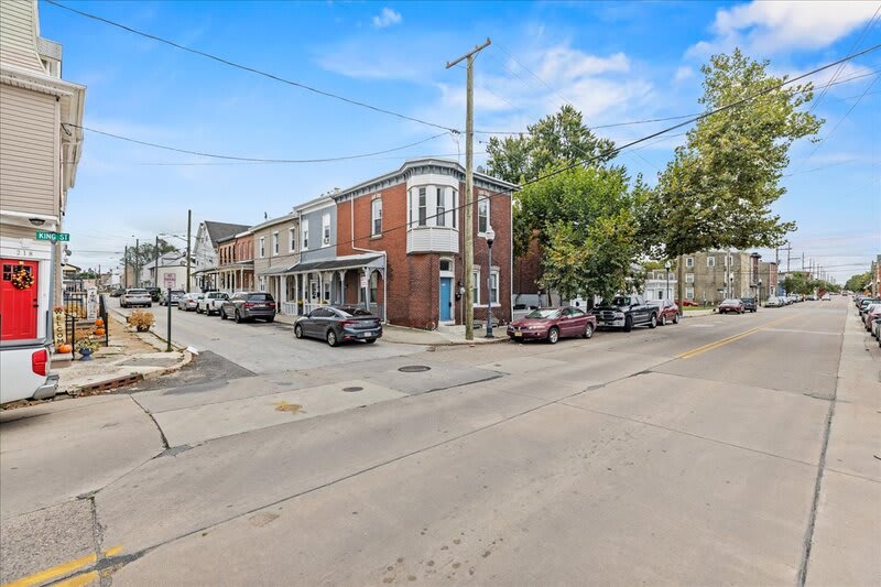 216 North King Street – photo 3