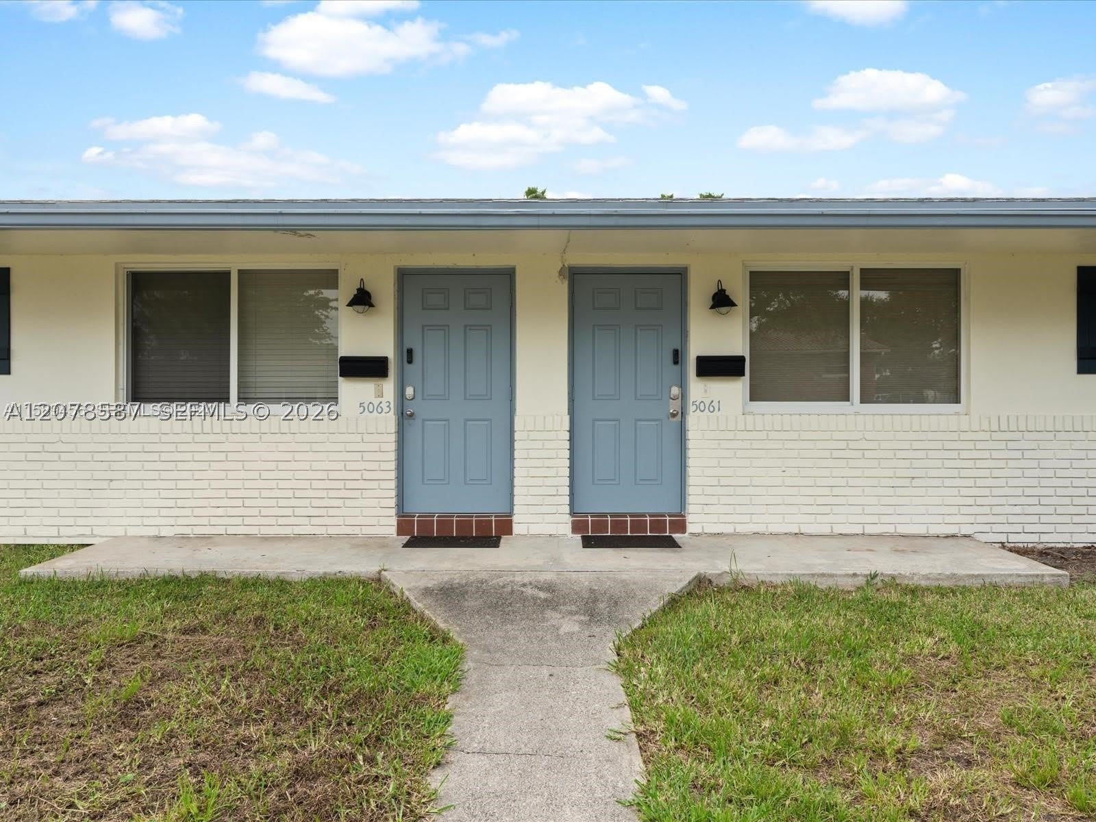 5063 SW 27th Ave – photo 5