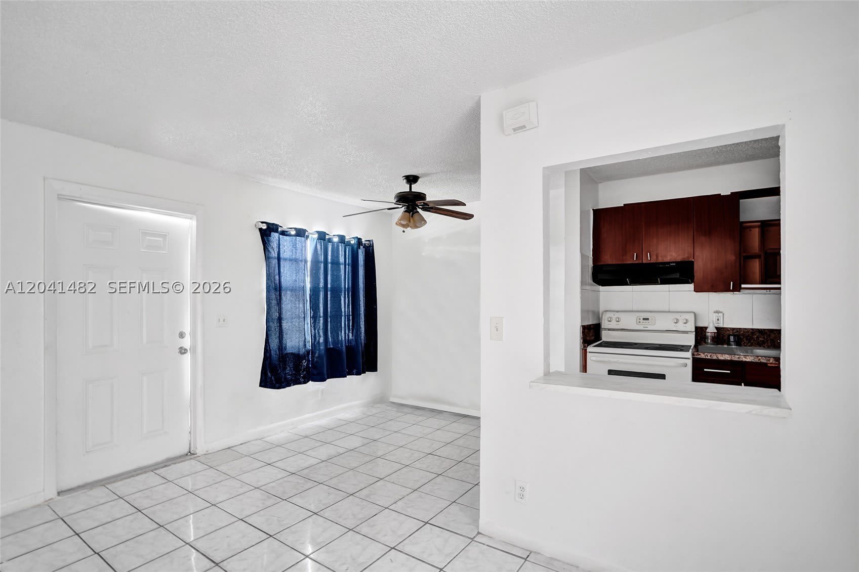 841 SW 7th St – photo 3