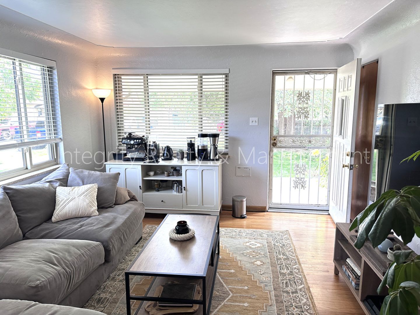 2 Bed/1 Bath, 780 sq. ft., 2047 Meade St Denver, CO 80211 – photo 5