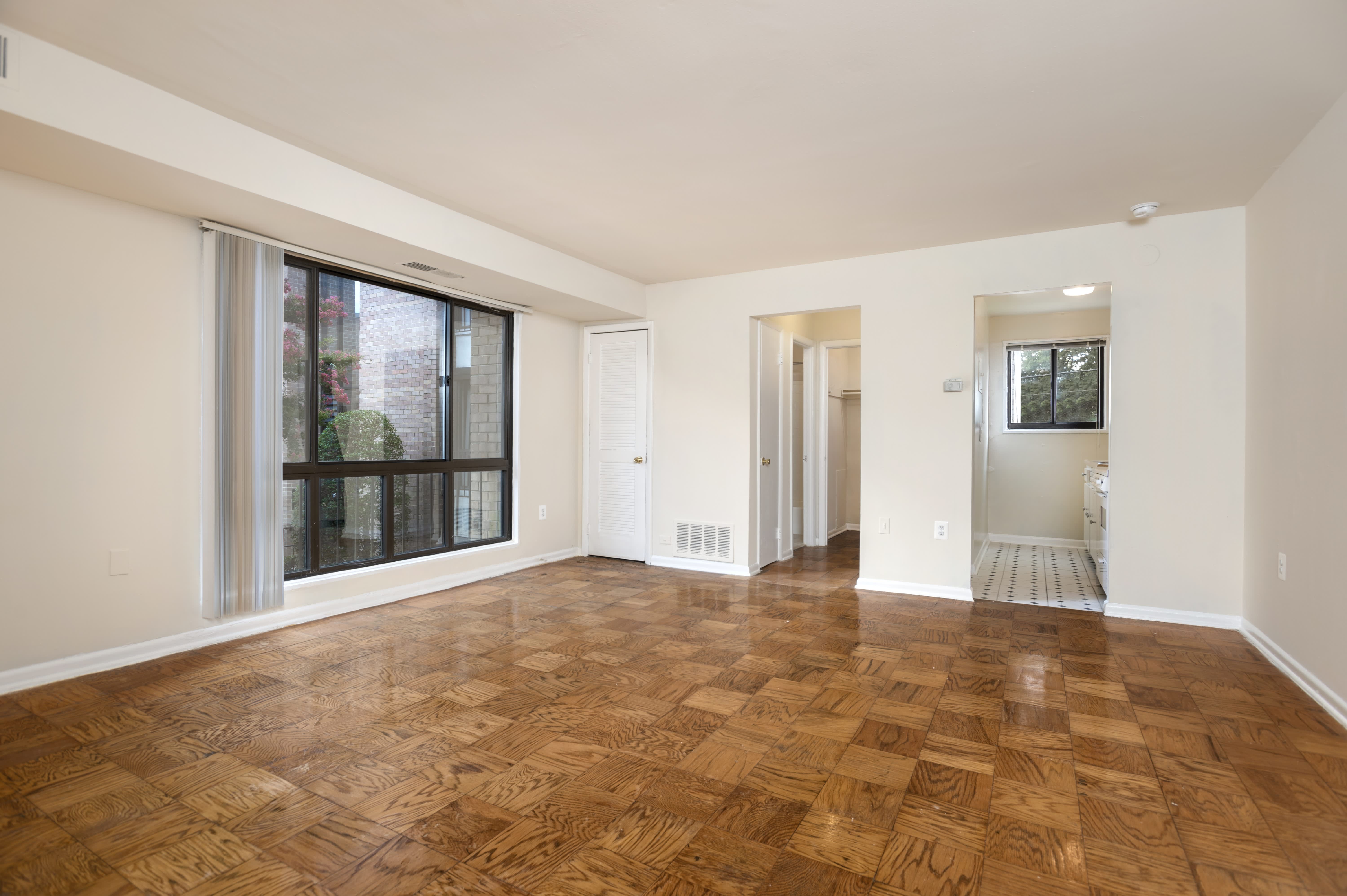 Park Pleasant Apartments – photo 5