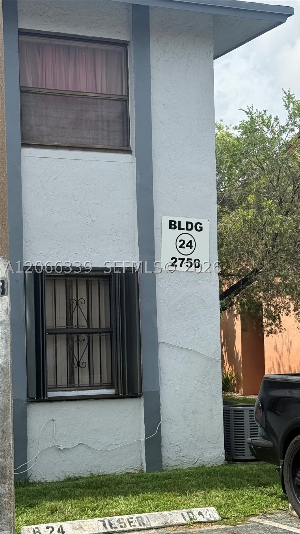 2750 W 63rd Pl – photo 2