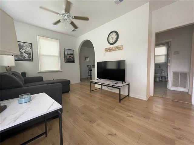 3301 S DORGENOIS Street – photo 3