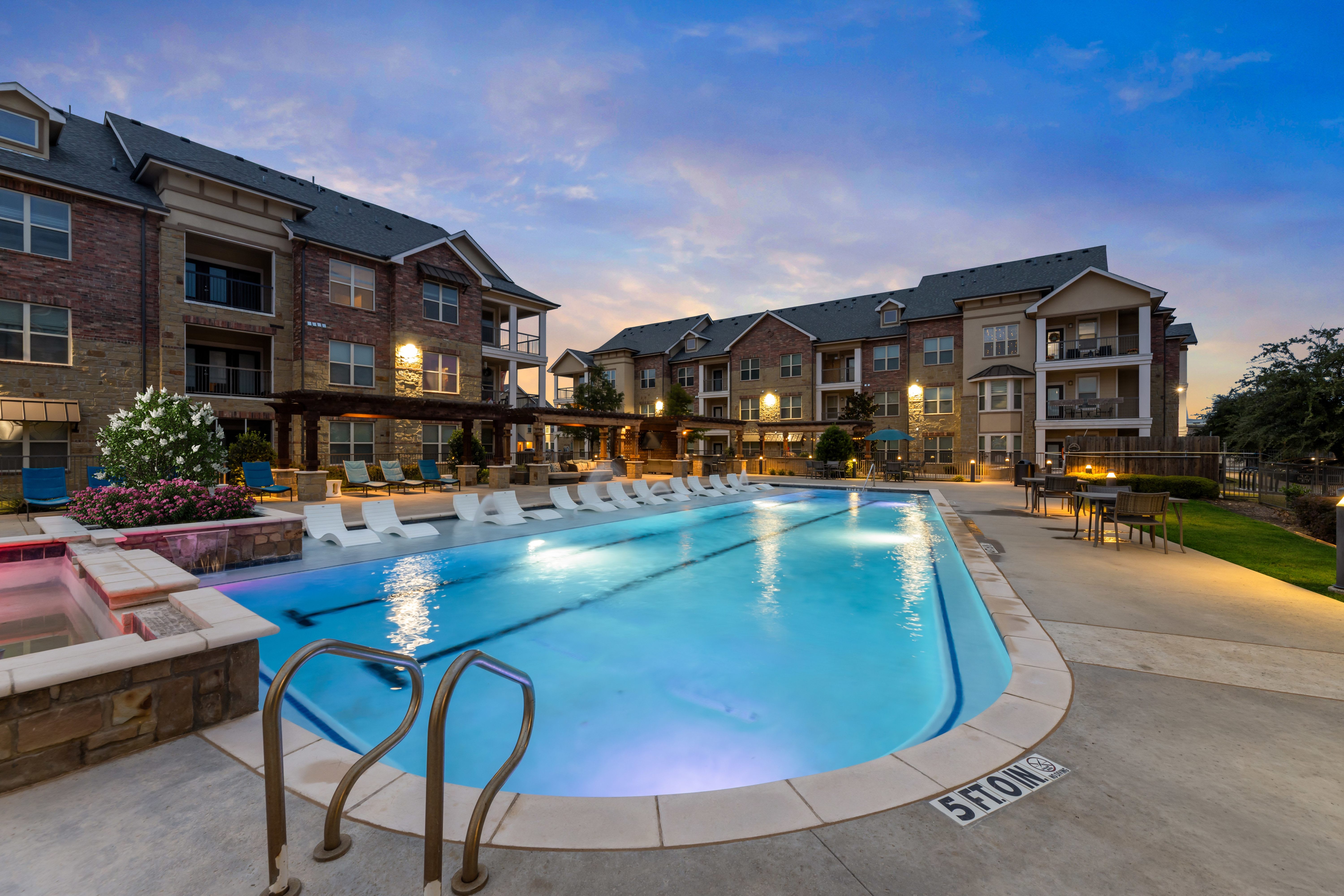 Auberge of Burleson – photo 4