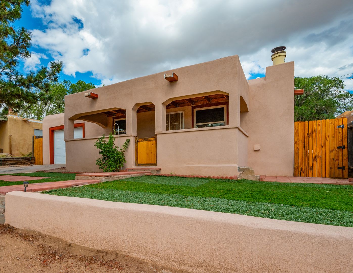 Newly Updated Single Level Home Available Now! – photo 3