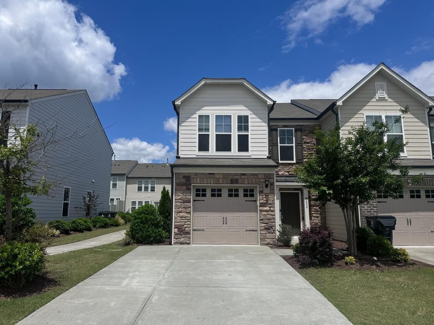 1024 Laceflower Drive – photo 2