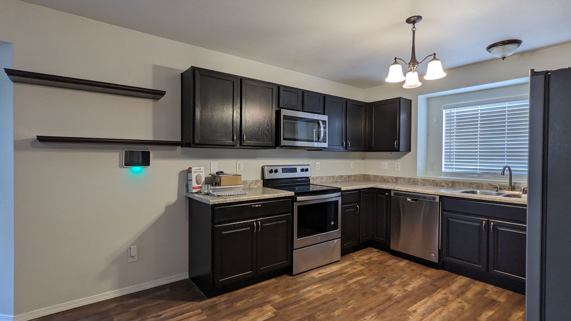 RANCH 4 BED/2 BATH WITH FINISHED BASEMENT AND 2 CAR GARAGE! – photo 4