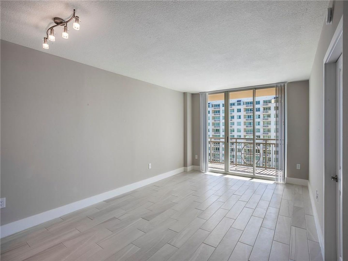 1040 Seminole Drive 1408, Fort Lauderdale, FL 33304 – photo 4