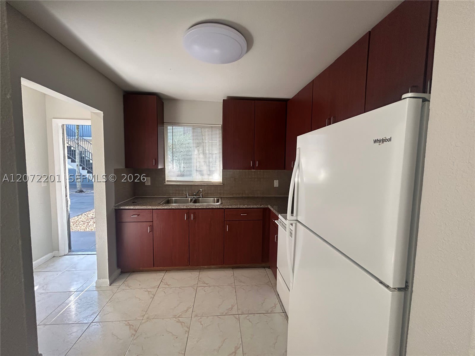 7280 Nw 38Th St – photo 2
