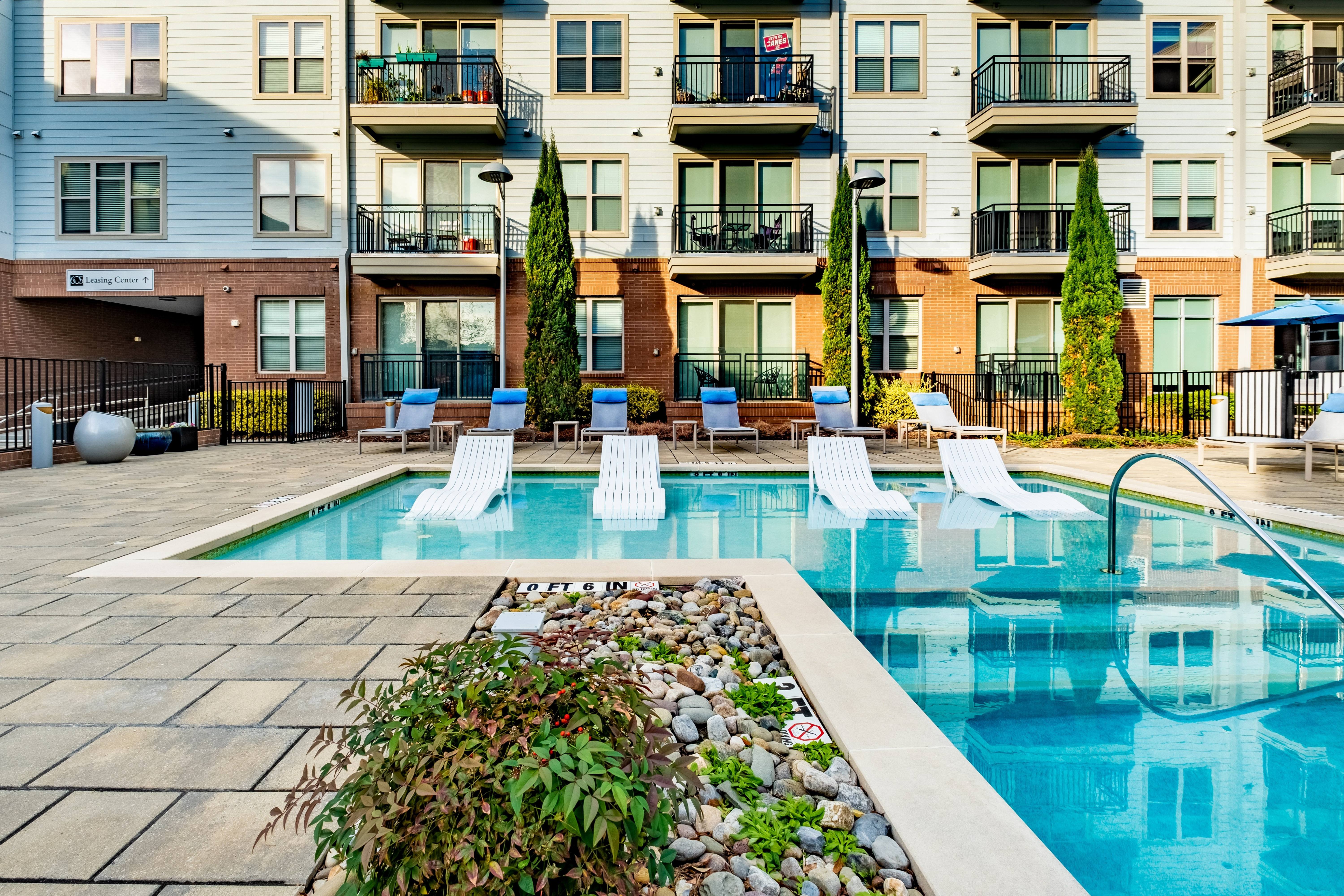 605 West End – photo 5