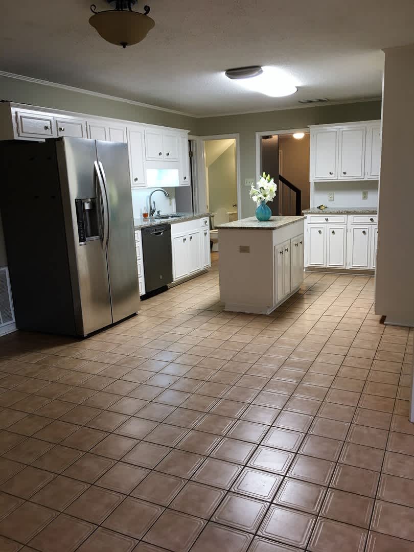1002 CHASE – photo 5