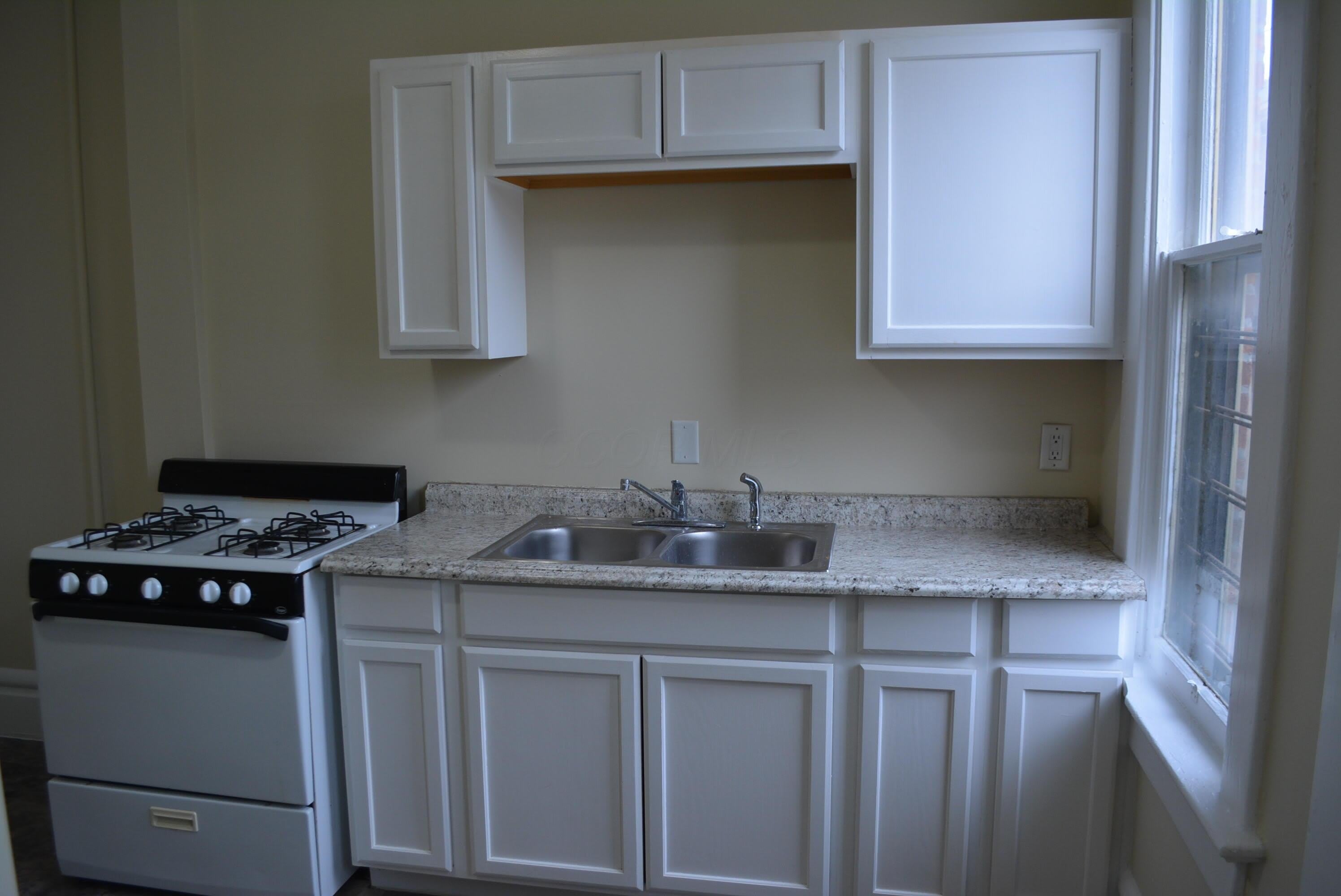 1257 Dennison Avenue – photo 5