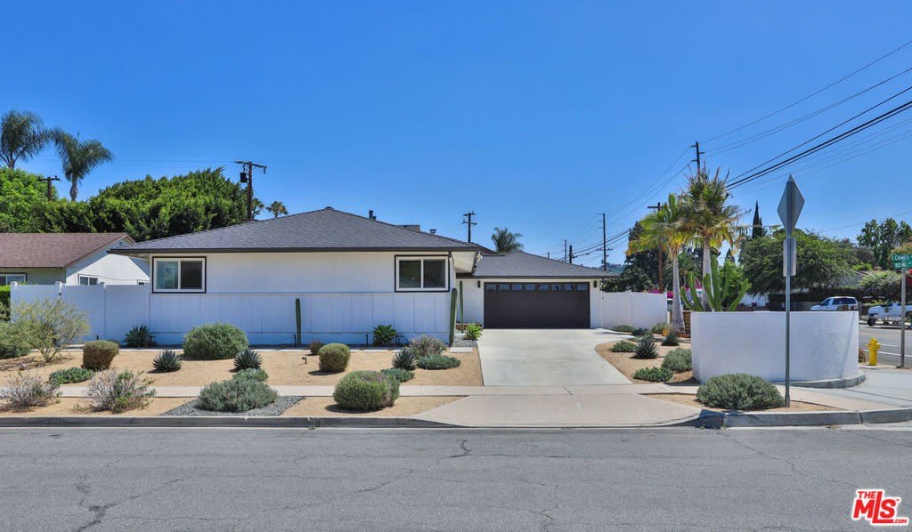 12831 Red Hill Avenue – photo 2