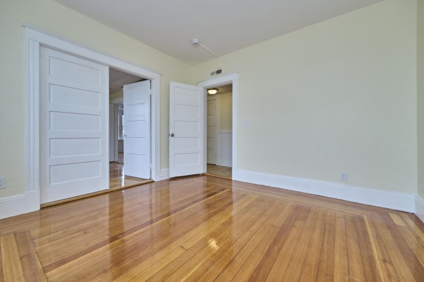 44 Park St. – photo 3