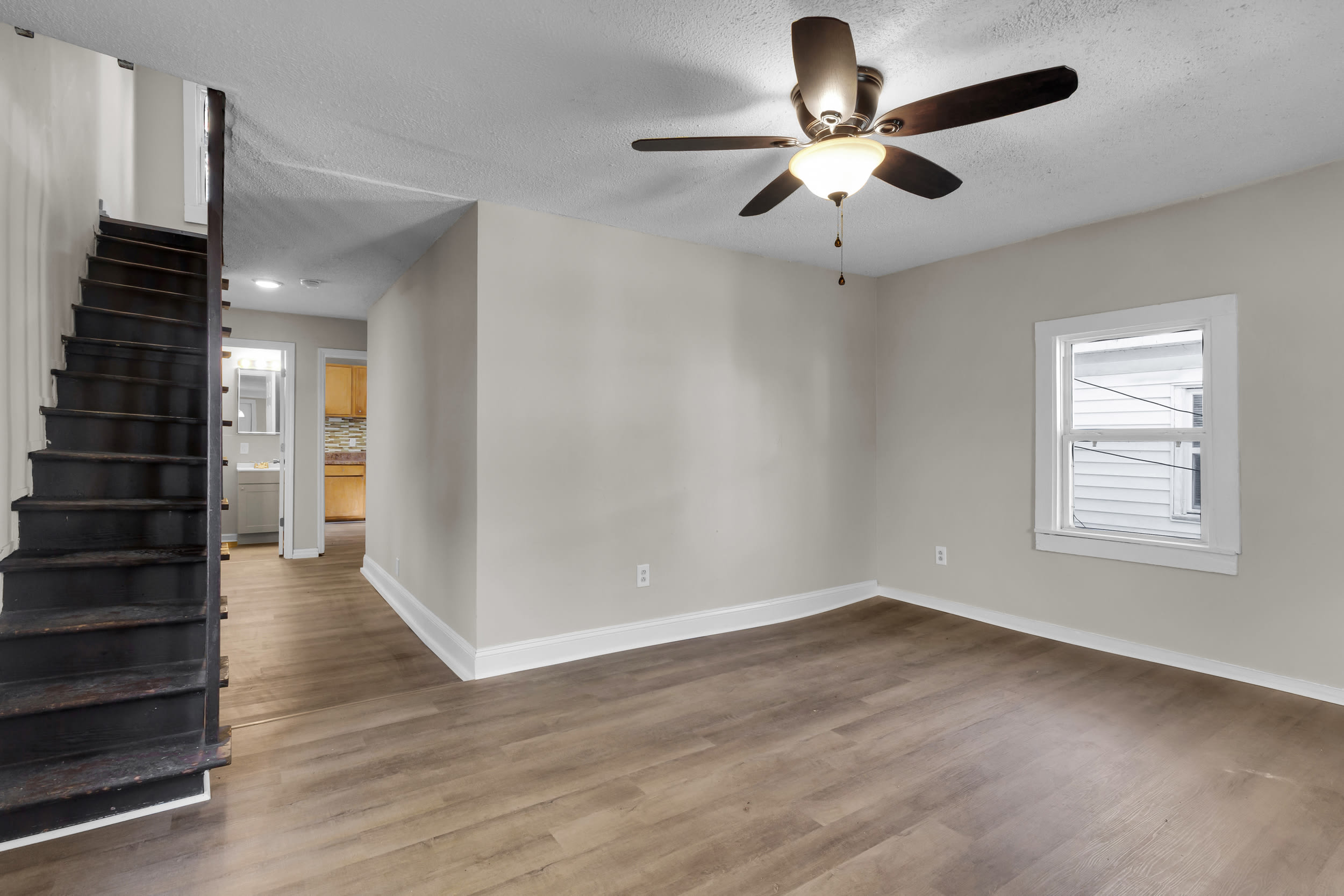 605 1st Avenue – photo 3