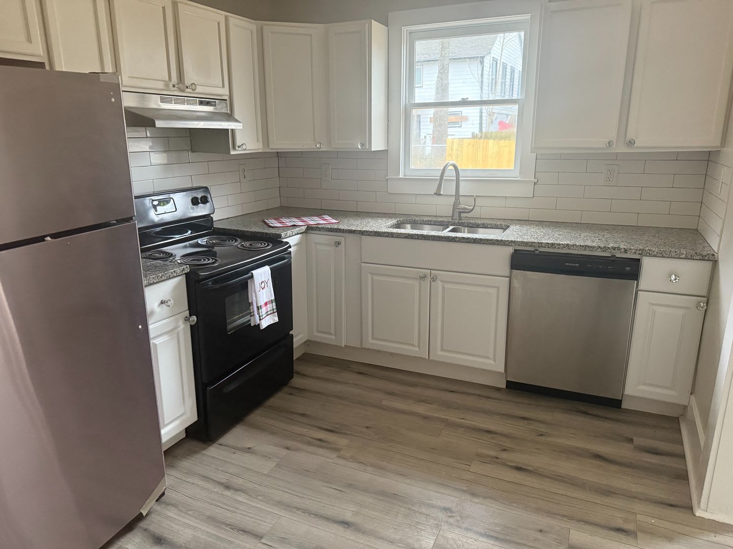 Room in 4 Bedroom Home at Griffin St NW – photo 2