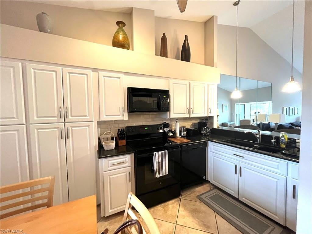 513 Lake Louise Cir – photo 3