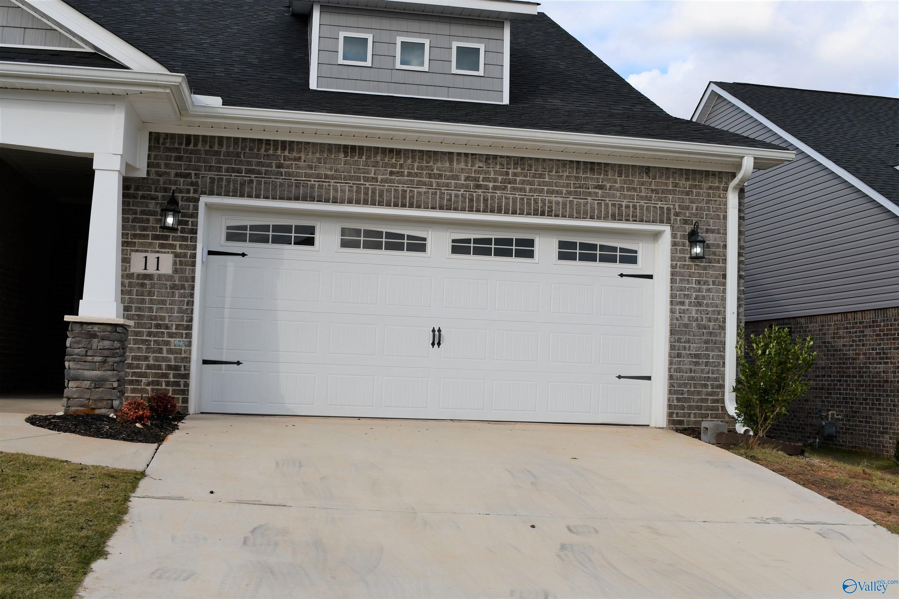 11 Burke Avenue – photo 2