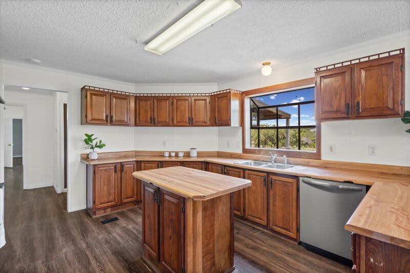 13501 Nutty Brown Road – photo 4