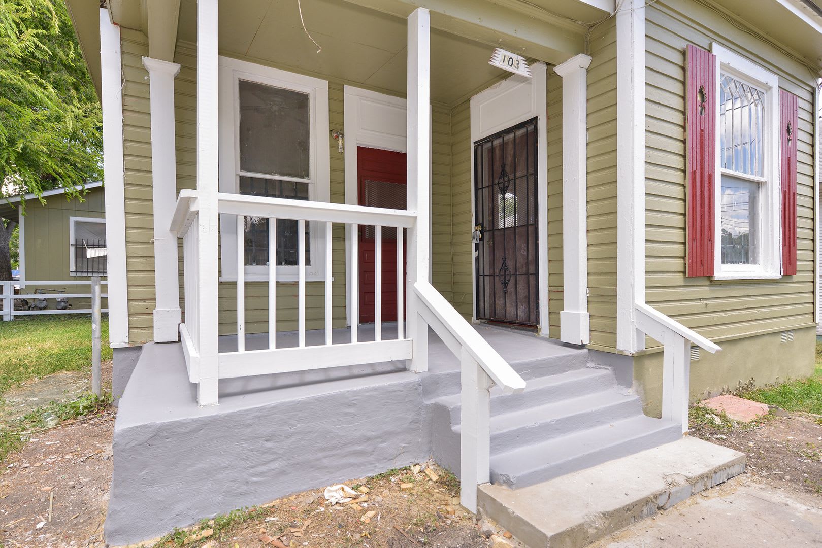 Nice Historic Home Near Downtown – photo 2