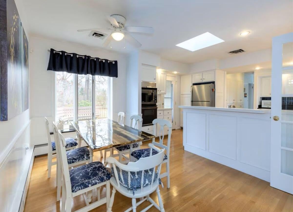119 Stetson Street – photo 3
