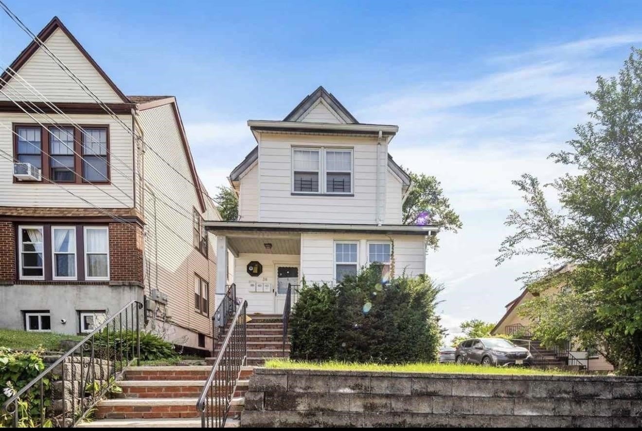 30 MAGNOLIA AVE – photo 1