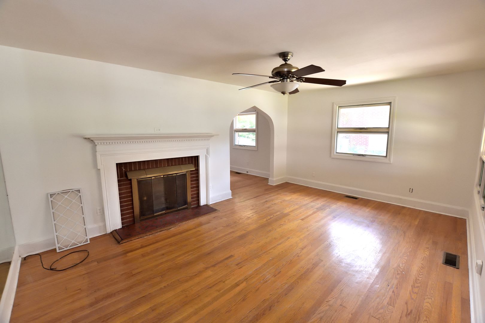329 Myrtle Avenue – photo 2