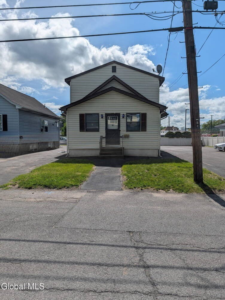 1729 Ferguson Street – photo 3