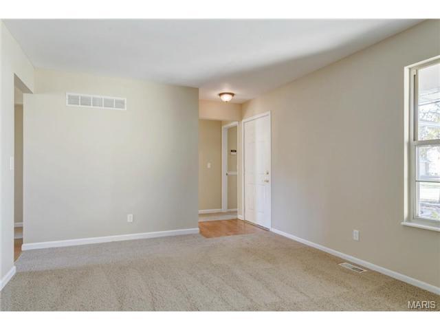 1280 Golden Gate Lane – photo 3
