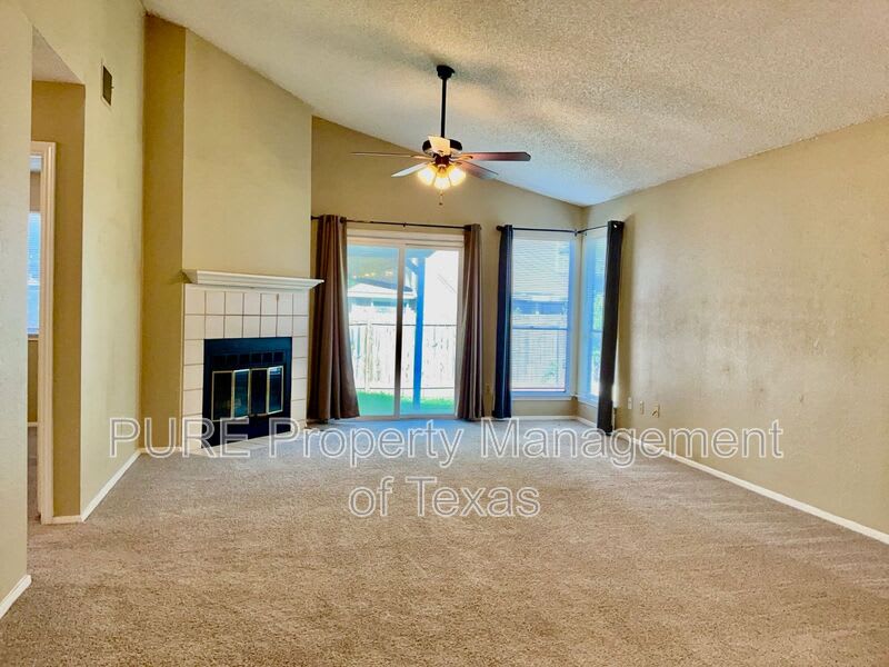 2105 Balsam Way – photo 4