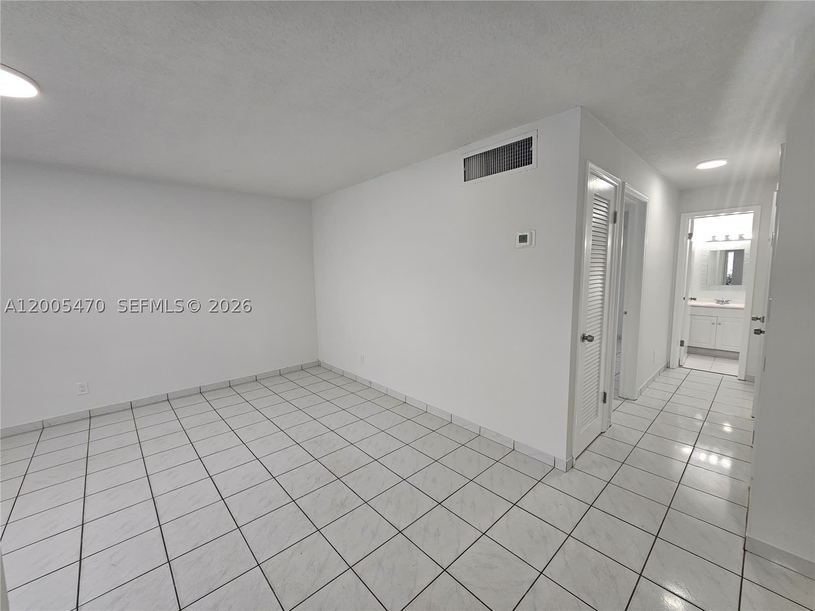 1719 Wiley St – photo 5